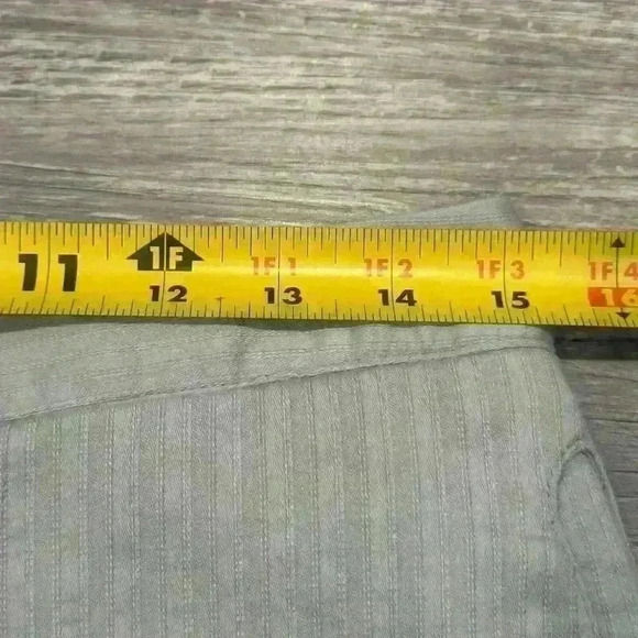 IZOD XFG Cool-FX Ladies Golf Skort Beige & White Stripes Sports (Size:See Photo) - Picture 9 of 10